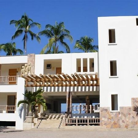 Akan Resort Лос Аяла Екстериор снимка