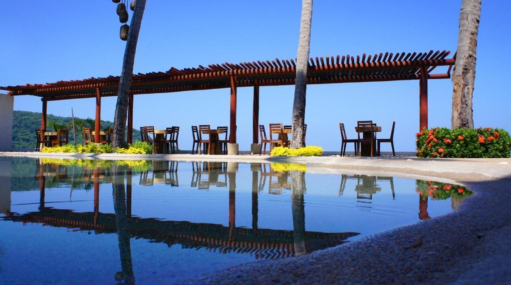 Akan Resort Лос Аяла Екстериор снимка